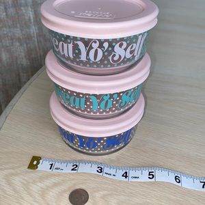 TREAT Yo’ Self pyrex bowls set of 3